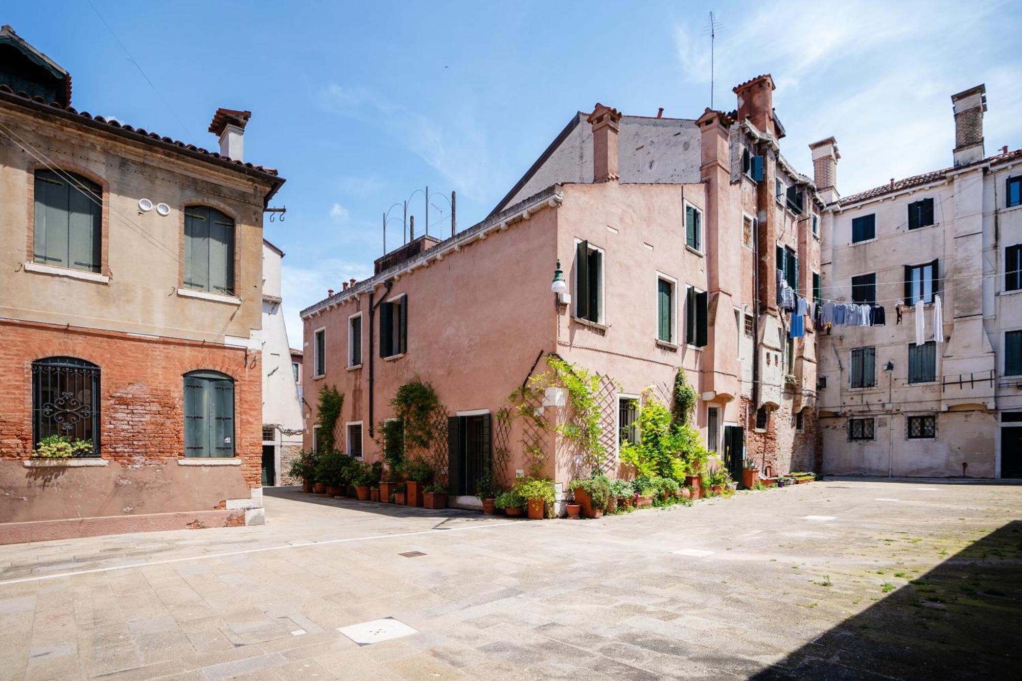 Apartment Nel Cuore Del Dei Musei - Design E Stile